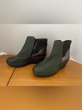 Fly London Women's Olive Green Wedge Ankle Boots - Sleek Comfort